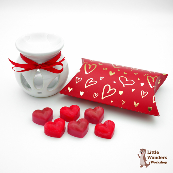 Happy Valentine's Box - Σετ Χειροποίητων Φυτικών Αρωματικών Κεριών & Wax Melts από κερί Σόγιας με Καυστήρα & Ξύλινο Προσωποποιημένο Μπρελόκ για τη Γιορτή του Αγ. Βαλεντίνου - κερί, κερί σόγιας, σετ δώρου - 3