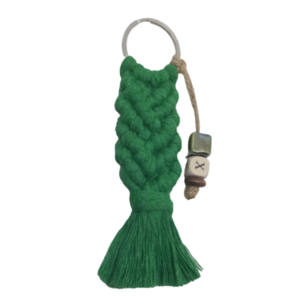 Προσωποποιημένο μπρελόκ μακραμέ με μονόγραμμα και κεραμικό κύβο από βαμβακερό νήμα σε πράσινο χρώμα ( 12,5 χ 3 εκ. ) - ξύλο, personalised, βαμβακερό νήμα, σπιτιού, μπρελοκ κλειδιών - 2