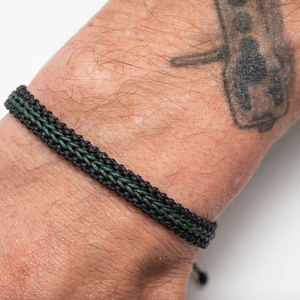 Μακραμέ βραχιόλια ανδρικά μαύρα με σκούρο πράσινο, βραχιόλια γυναίκα - Macrame bracelet mens black with dark green, bracelet womens - νήμα, μακραμέ, boho, χεριού, αυξομειούμενα - 2