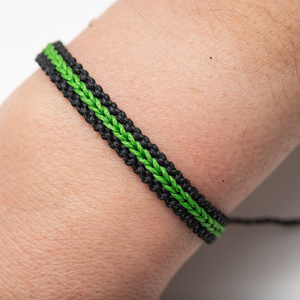 Μακραμέ βραχιόλια ανδρικά μαύρα με ανοιχτό πράσινο, χειροποίητα βραχιόλια γυναίκα - Macrame bracelet mens black with light green, handmade bracelet womens - νήμα, μακραμέ, boho, χεριού, αυξομειούμενα - 2