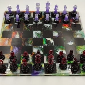 Χειροποίητο παιχνίδι σκάκι από υγρό γυαλί
