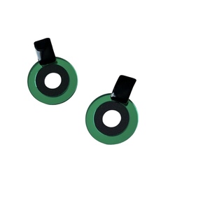 Σκουλαρίκια γεωμετρικά σε πράσινο και μαύρο χρώμα - μικρά, plexi glass, κρεμαστά, καρφάκι