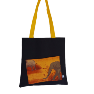 Γυναικεία χειροποίητη τσάντα ώμου / tote bag από ύφασμα με θέμα ελέφαντες σε σαφάρι - ύφασμα, ώμου, all day, tote, πάνινες τσάντες