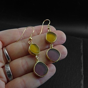 "Multi Colour Seaglass earrings" - Xειροποίητα επίχρυσα 18κ ματ σκουλαρίκια με φυσικά κίτρινα - ροζ γυαλάκια της θάλασσας! - γυαλί, επιχρυσωμένα, αυξομειούμενα - 2