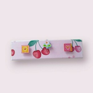 Κρεμαστρα cute cherries με 3 άγκιστρα καρδούλες Ξύλινη επενδεδυμενο ύφασμα Διαστάσεις 35*15*5 - κορίτσι, κρεμάστρες - 2