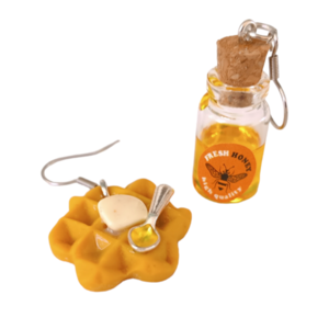 Σκουλαρίκια κρεμαστά βάφλες με βούτυρο και μέλι με πολυμερικό πηλό / μεσαία / ατσάλι / Twice Treasured - πηλός, cute, κρεμαστά, γλυκά, kawaii - 2