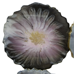 Σουβέρ μεγάλο από υγρό γυαλί με σχέδιο λουλούδι μαύρο - ροζ - λευκό και χρυσό γκλίτερ 12εκ - ρητίνη, σουβέρ, λουλούδια, εποξική ρητίνη, είδη σερβιρίσματος - 3