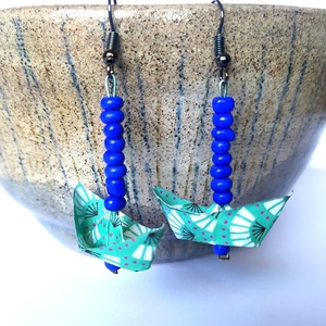 Origami earrings καραβάκια και μπλε χάντρες! - χαρτί, καραβάκι, κρεμαστά, πρακτικό δωρο - 3