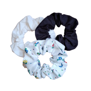 3 τεμάχια scrunchies Νο M βαμβακερά, φλοράλ, λευκό και μπλε. - ύφασμα, σετ δώρου, δώρα για γυναίκες, λαστιχάκια μαλλιών