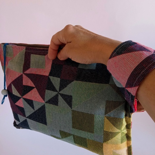 Γυναικεία χειροποίητη τσάντα χειρός φάκελος πολύχρωμη με γεωμετρικά σχέδια - ύφασμα, φάκελοι, all day, χειρός, πάνινες τσάντες - 3