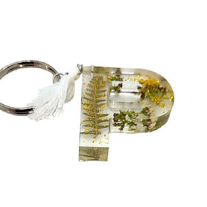 Μπρελόκ μονόγραμμα από ρητίνη με λουλούδια - χρυσό και γκλίτερ - ρητίνη, ζευγάρια, γούρια - 3