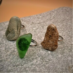 Σετ τριών δαχτυλιδιών με φυσικές πέτρες και γυαλί - γυαλί, πέτρες, σετ, αυξομειούμενα, φθηνά - 2