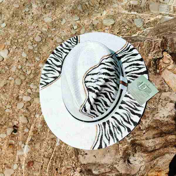 Ψάθινο καπέλο-Panama style-Animal Print - animal print, ζωγραφισμένα στο χέρι, χειροποίητα, απαραίτητα καλοκαιρινά αξεσουάρ, ψάθινα - 3