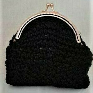 Πλεκτό πορτοφόλι σε μαύρο χρώμα - νήμα, γυναικεία, χειρός, πλεκτές τσάντες, πορτοφόλια - 2