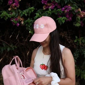 Καπέλο με κέντημα pastel ροζ με μαργαρίτες - ύφασμα - 3