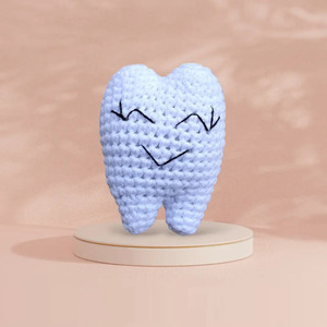 Αναμνηστικό πλεκτό δοντακι για την νεράιδα των δοντιών - δώρο, amigurumi - 2