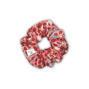 Red lily regular scrunchie - ύφασμα, φλοράλ, για τα μαλλιά, λαστιχάκια μαλλιών