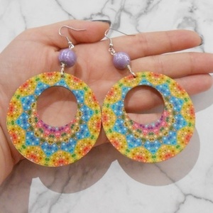 Ξύλινα σκουλαρίκια διπλής όψεως με χάντρες, κρεμαστά Boho Rainbow Colorful Mandala earrings - ξύλο, χάντρες, λουλούδι, κρεμαστά, γάντζος - 4