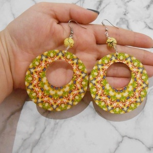 Ξύλινα σκουλαρίκια διπλής όψεως με χάντρες, κρεμαστά Boho Yellow Green Colorful Mandala earrings - ξύλο, χάντρες, λουλούδι, κρεμαστά, γάντζος - 4