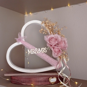 Ξύλινο επιτραπέζιο διακοσμητικό Mr & Mrs ροζ-λευκο 20*21*3,5εκ. - mr & mrs, είδη γάμου - 2
