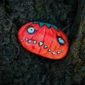 Αστεία Κολοκύθα Halloween Cartoon Ζωγραφισμένη σε Πέτρα με Ακρυλικά - πέτρα, halloween, διακοσμητικές πέτρες, κολοκύθα - 3