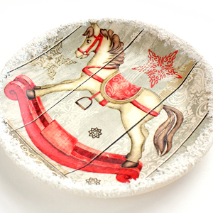 Χριστουγεννιάτικο διακοσμητικό κεραμικό πιάτο τοίχου με αλογάκι κούνια - πηλός, διακοσμητικά, χριστουγεννιάτικα δώρα - 2