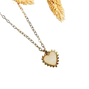 White Heart Necklace - καρδιά, κοντά, ατσάλι, boho, μενταγιόν