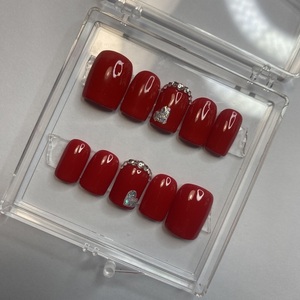 Press On Nails "Red" - μακιγιάζ και νύχια