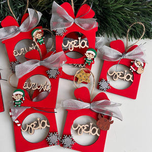 Ξύλινο στολίδι Χριστουγέννων "δώρο" - ξύλο, χριστουγεννιάτικα δώρα, στολίδι δέντρου, στολίδια - 2
