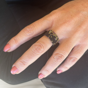 Δαχτυλίδι από γυάλινες χάντρες Miyuki Delica σε Μαύρο χρώμα-Αντίγραφο - γυαλί, χάντρες, βεράκια, σταθερά, φθηνά - 2