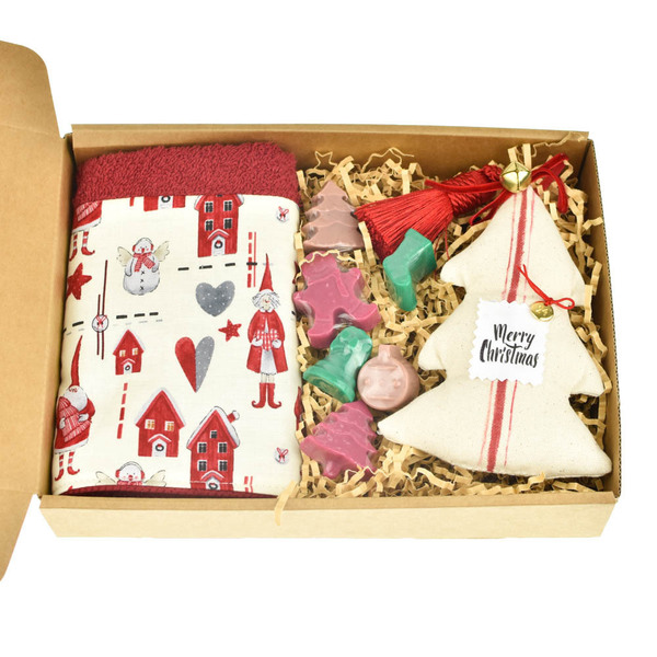 Giftbox 8τμχ. / χριστουγεννιάτικο πετσετάκι, 6 σαπουνάκια και γούρι - ύφασμα, χριστουγεννιάτικο, σετ δώρου