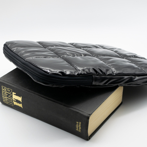Μαύρη Θήκη Tablet με Φερμουάρ - Puffer Θήκη Laptop - Τσάντα Φάκελος Tablet - Προστασία Laptop - Αδιάβροχη Τσάντα Βινυλίου - ύφασμα - 4