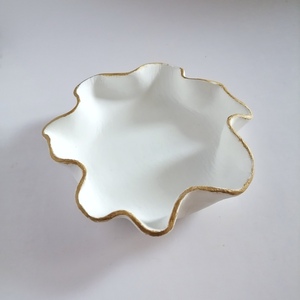 Κυματιστό διακοσμητικό πιατάκι πήλινο άσπρο-χρυσό 12εκΧ3εκ - πηλός, βάσεις για ρεσώ, είδη κουζίνας, διακόσμηση σαλονιού, πιατάκια & δίσκοι - 5