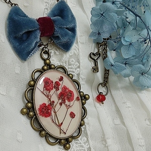 Μενταγιόν "blooming bow in blue" III - γυαλί, μακριά, λουλούδι, μπρούντζος, μενταγιόν