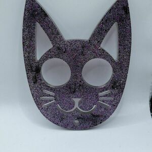 Μπρελόκ αυτοάμυνας γάτα από υγρό γυαλί σε μωβ χρώμα με γλίτερ 10cm χ 8cm - ρητίνη, γατούλα - 3