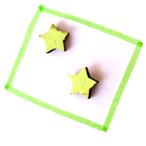 Ξύλινα σκουλαρίκια "Αστέρι" σε πράσινο χρώμα - ξύλο, αστέρι, καρφωτά, μικρά, χριστουγεννιάτικα δώρα - 3