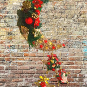 Χειροποιητη Χριστουγεννιατικη συνθεση , .Γουρι 2024 . απο ξυλο, κορδονι γιουτα,πλαστικα και υφασματινα λουλουδια,ειδικο σκληρο χαρτονι - vintage, νήμα, στεφάνια, αστέρι, διακοσμητικά - 2