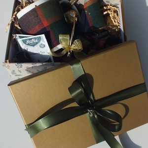 Χριστουγεννιάτικο σετ δώρου με γούρι 2024 δεντράκι (16 x 8 εκατοστά) - ύφασμα, χειροποίητα, χριστουγεννιάτικα δώρα, σετ δώρου, δέντρο - 2