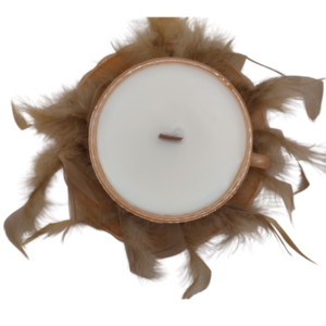 Αρωματικό κερί σόγιας, με άρωμα coconut passion με ξύλινο οικολογικό φυτίλι, σε Σομον vintage φλυτζάνι με βάση, διακοσμημένο με πούπουλα σε χρώμα καφέ - vintage, αρωματικά κεριά - 2