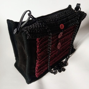 Γυναικεία χειροποίητη τσάντα ώμου ή χιαστί από ύφασμα βελούδο και πλεκτά κομμάτια με βελονάκι σε μαύρο με κόκκινο - ύφασμα, ώμου, χιαστί, all day, βραδινές - 3