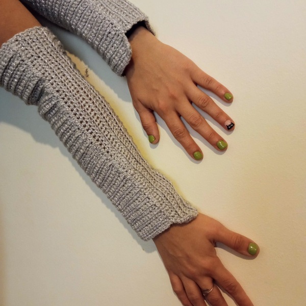 Γυναικεία χειροποίητα πλεκτά μανίκια μανσέτες σε γκρι ασημί χρώμα πλεγμένα με βελονάκι με νήμα μεταλιζέ - πολυεστέρας, ακρυλικό - 3