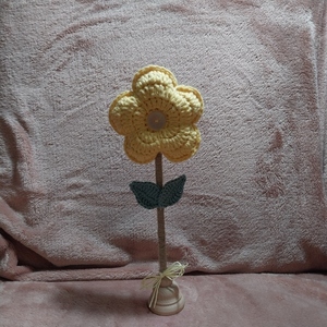 Επιτραπέζιο πλεκτό λουλούδι μαργαρίτα σε χρώμα κίτρινο - ξύλο, διακοσμητικά - 3
