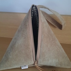 Τριγωνική τσάντα (Triangle bag)YRIA KOTLE - ύφασμα, all day, χειρός - 3