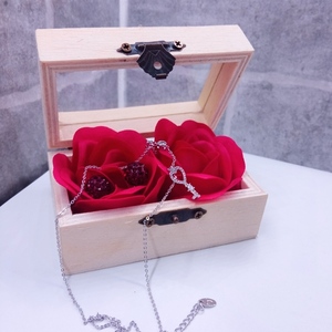 Κουτί με τριαντάφυλλα κολιέ και σκουλαρίκια - ξύλο, ατσάλι, ζιργκόν, σετ δώρου, σετ κοσμημάτων - 3