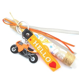 Λαμπάδα μηχανή πορτοκαλί με το όνομα του παιδιού - αγόρι, λαμπάδες, για εφήβους, σπορ και ομάδες, προσωποποιημένα