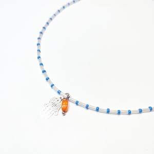 Κοντό κολιέ με χάντρες σε λευκό και μπλε - χάντρες, κοντά, ατσάλι, seed beads - 3