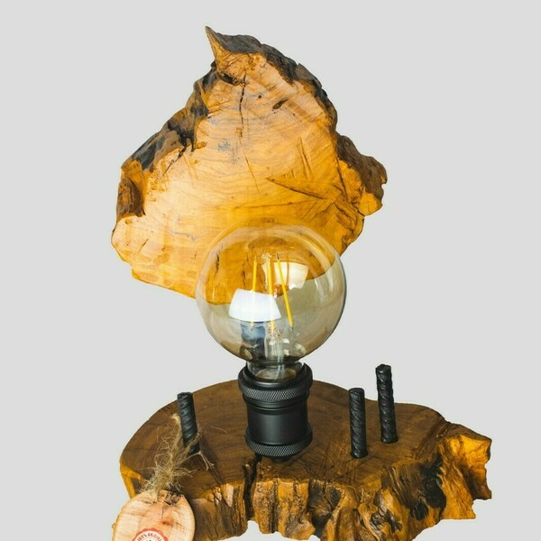 Επιτραπέζιο φωτιστικό από ξύλο ελιάς - πορτατίφ