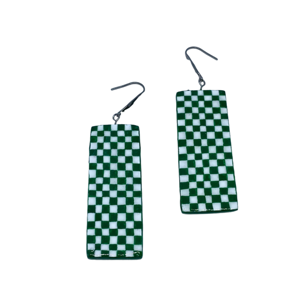 “Green & White Squares” Earrings - Χειροποίητα σκουλαρίκια από πηλό ζωγραφισμένα στο χέρι (5 εκ. μήκος, ανοξείδωτο υποαλλεργικό ατσάλι, πηλός, ορθογώνια) - πηλός, μεγάλα, γάντζος - 2