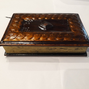 Δερμάτινο σημειωματάριο [notebook] με διαστάσεις 17x25cm,με 300 λευκές σελίδες από χαρτί 100g και εξώφυλλο από ανάγλυφο δέρμα(gold1) - τετράδια & σημειωματάρια, ειδη δώρων - 3