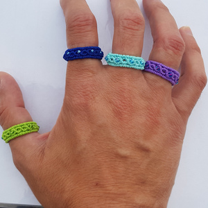 3 Χειροποίητα Δαχτυλίδια μακραμέ unisex, με Χάντρες. Σταθερού μεγέθους σε διάφορα χρώματα - κορδόνια, χειροποίητα, χάντρες, σταθερά - 3